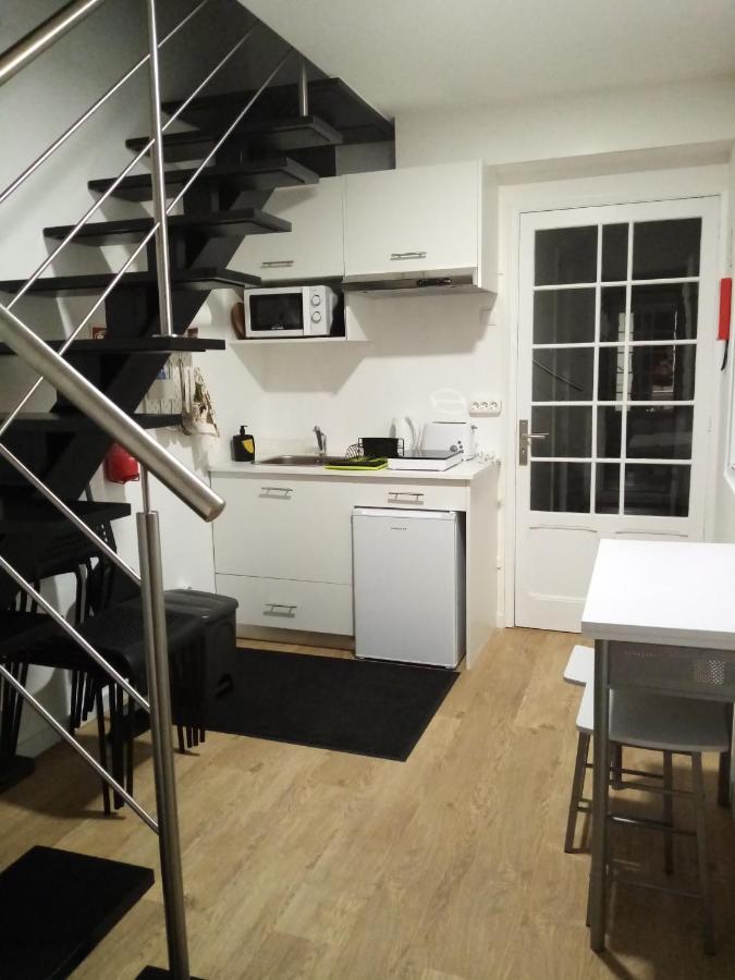 Upstairs Home 蓬塔德尔加达 外观 照片
