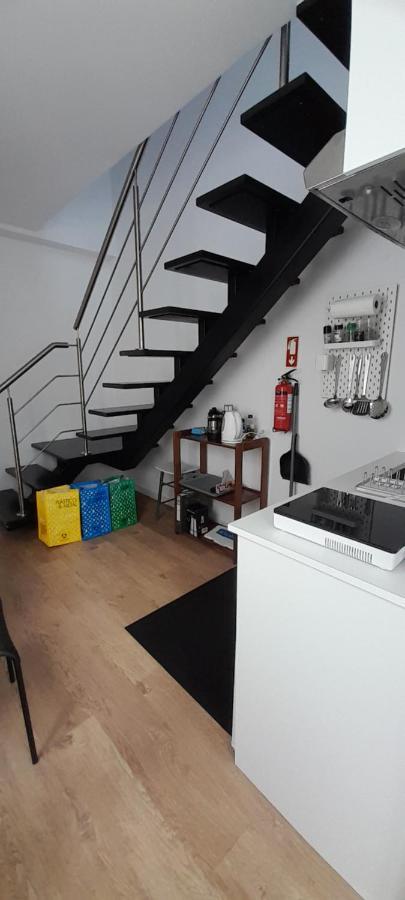 Upstairs Home 蓬塔德尔加达 外观 照片